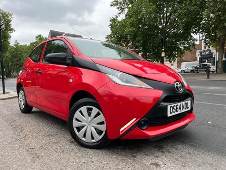 TOYOTA AYGO 1.0 VVT-i x